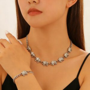 06 bracelet + necklace (2 pieces)