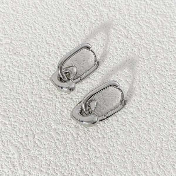 Wholesale Heart U-Shaped Small Lock Shape Earrings