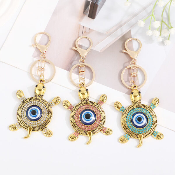 Wholesale Devil's Eye Turtle Blue Eyes with Water Diamond Metal Keychain