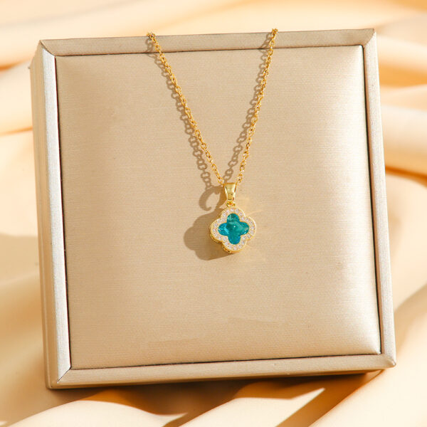 Wholesale Multi colored zircon inlaid clover necklace