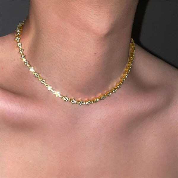 Wholesale Thorn Flower shaped Full Diamond Alloy Collarbone Necklace