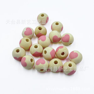 Wood color background pink heart / 16mm (hole 4mm)