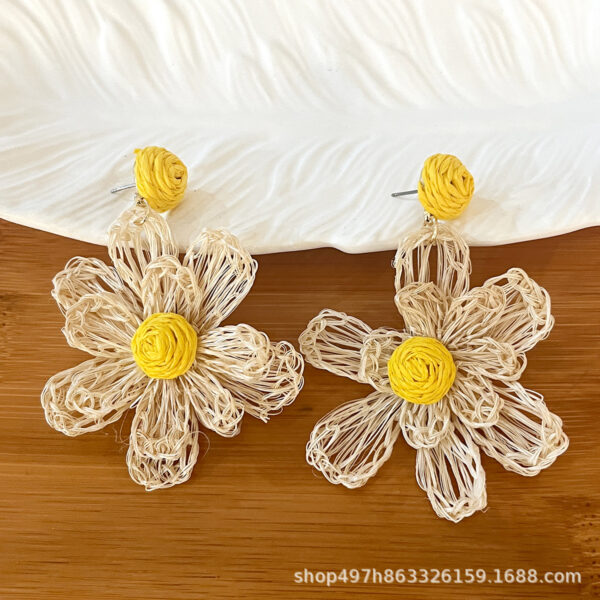 O1CN01QAO6So1VHfpfCZ3SN_2218049172628-0-cib Wholesale Bohemian Flower Earrings