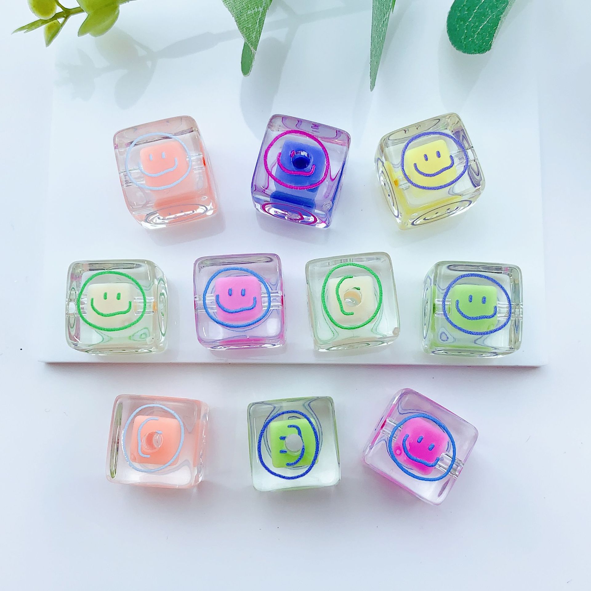 Wholesale Cute Cartoon Blocks Transparent Smiling Acrylic Beads