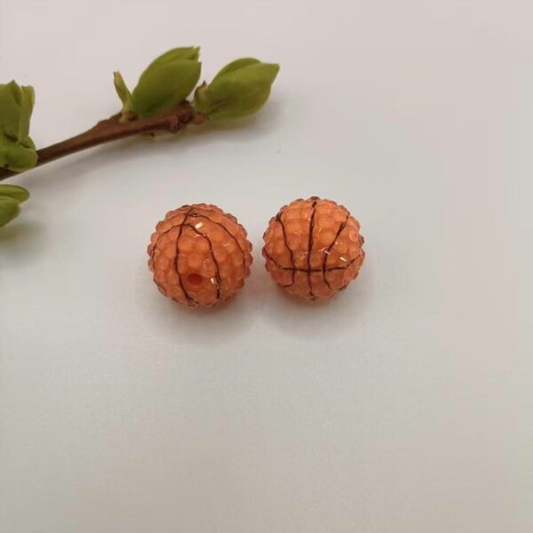 Wholesale Source factory self-luminous sports acrylic diamond ball football basketball accessories manufacturers wholesale can be customized