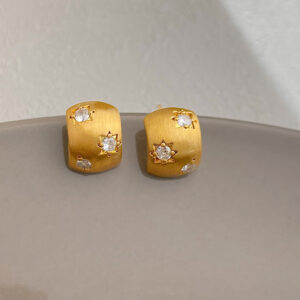 Golden star zircon-silver needle