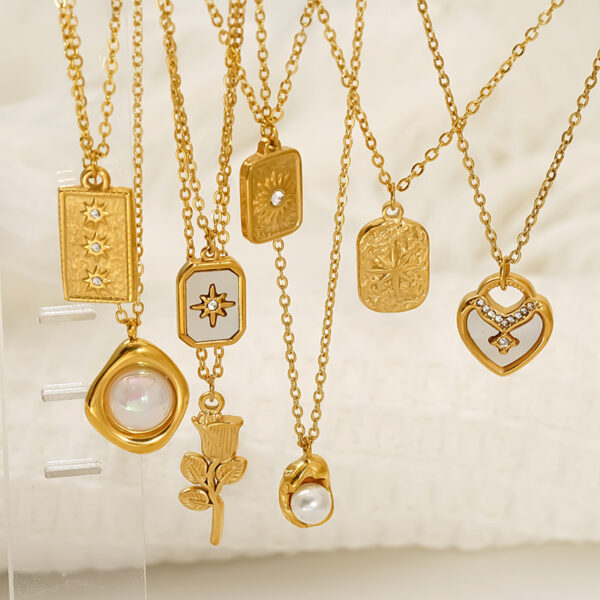 Wholesale temperament niche pearl necklace stainless steel clavicle chain