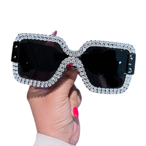 Wholesale Frameless integrated square diamond inlaid sunglasses