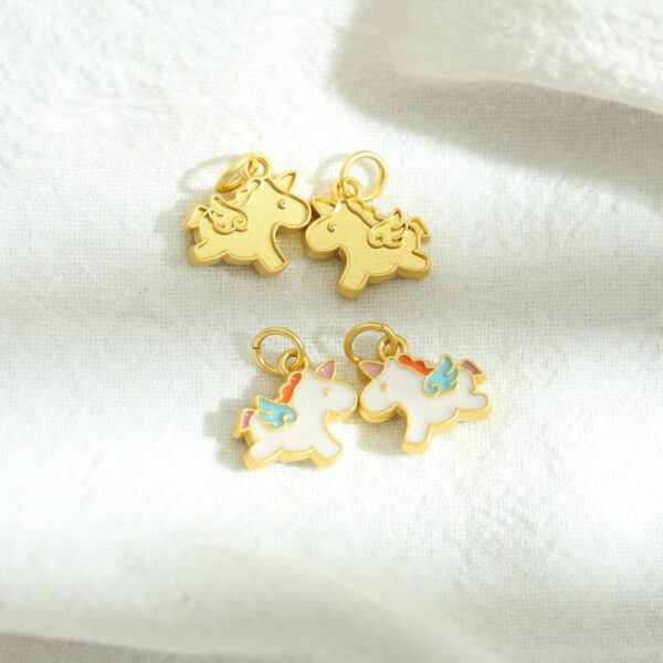O1CN01RQQQfl1RR3XHPGZbl_2216934692107-0-cib Wholesale Cartoon Cute Design Unicorn Pendant Girl Heart Chilen's Rope Toy Bracelet Necklace Aessories