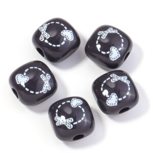 Love bow / Size: 16mm thick, 11.5mm aperture, 4.5mm