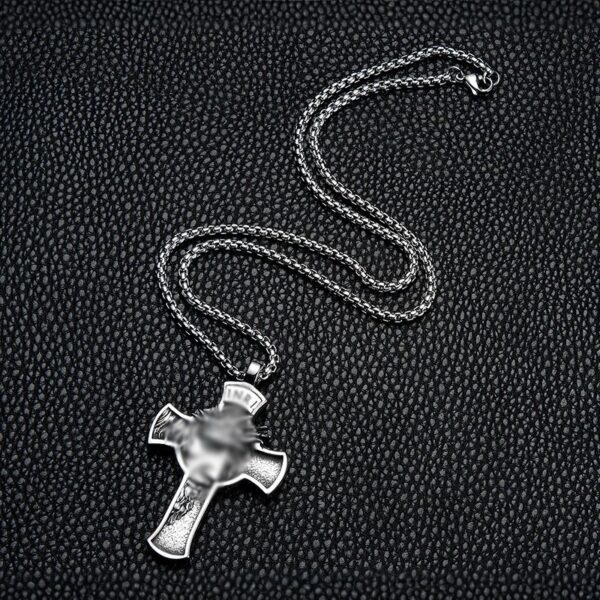 Wholesale Titanium Steel Retro Cross Pendant Necklace