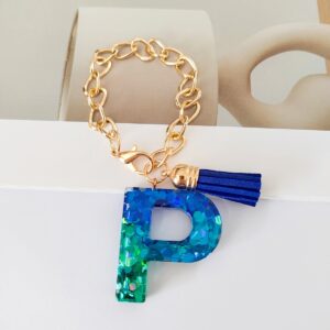 Blue chain letter p