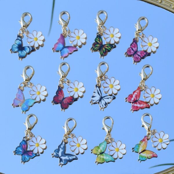 Wholesale 12-Piece Set Colorful Enamel Butterfly Daisy Keychains Handmade Bag Charms Key Accessories