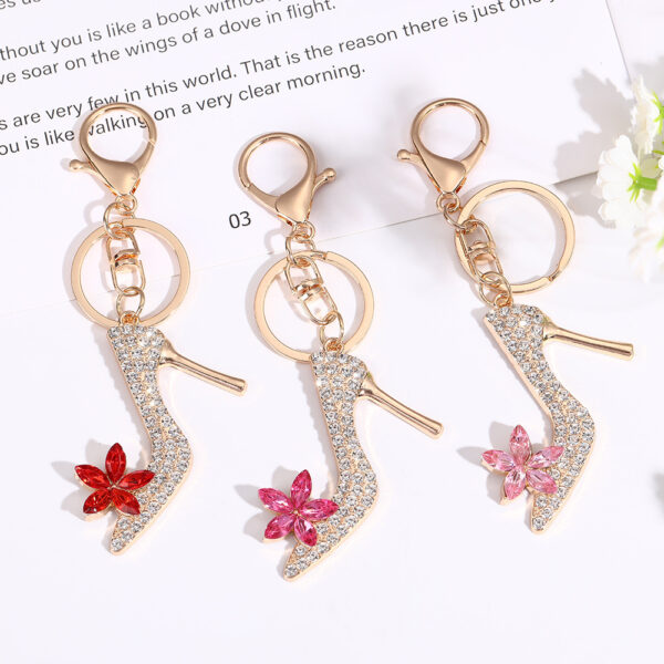 Wholesale High heels cartoon diamond studded Metal Keychain
