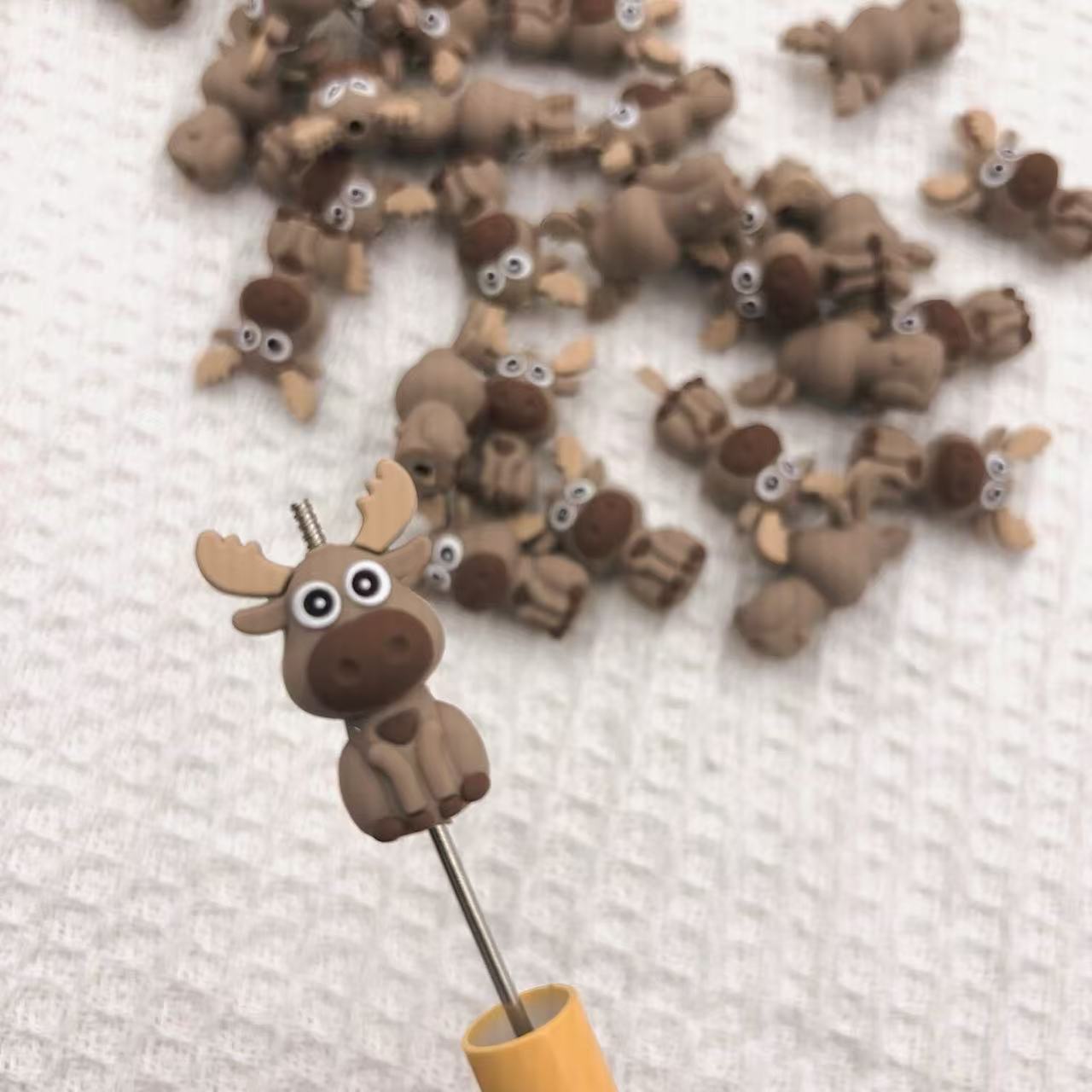 Wholesale New Silicone Creative Beads Cartoon Deer Silicone Beads