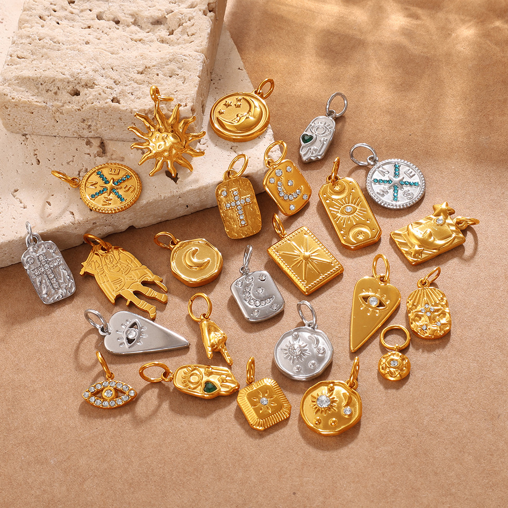 Wholesale Vintage Symbol Multi Style Sun Moon Eye Necklace Pendant Aessories