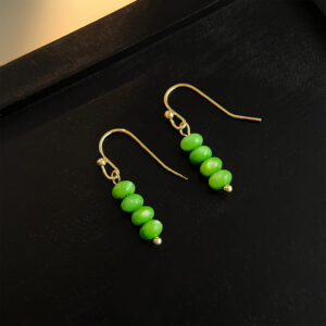 Simple pea green shell,