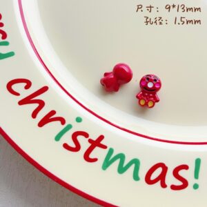 29 red gingerbread man (1 piece)