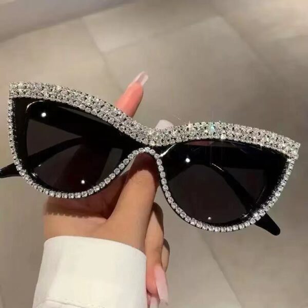 O1CN01SpijH31XxvjwlOSAE_2220715002991-0-cib Wholesale Colorful Lens Cat Eye Diamond Sunglasses