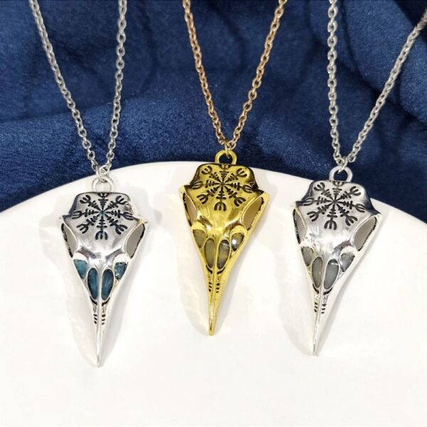 O1CN01SuMXon2IVKhMOXeYg_3919529291-0-cib Wholesale Viking raven skull eagle beak glow-in-the-dark necklace