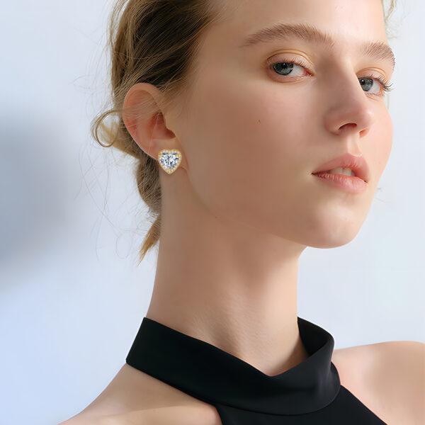 O1CN01SvSomF1rBBptgrbgb_2217918915592-0-cib Wholesale Love zircon copper plated genuine earrings