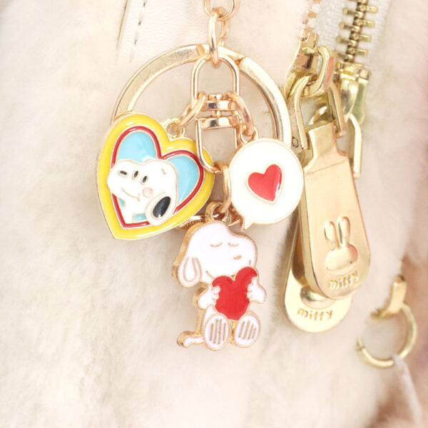 Wholesale Cute cartoon white heart-shaped dog alloy keychain