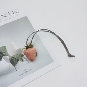 No pink strawberry trumpet