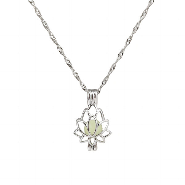 Wholesale Luminous Lotus Pendant Alloy Necklace