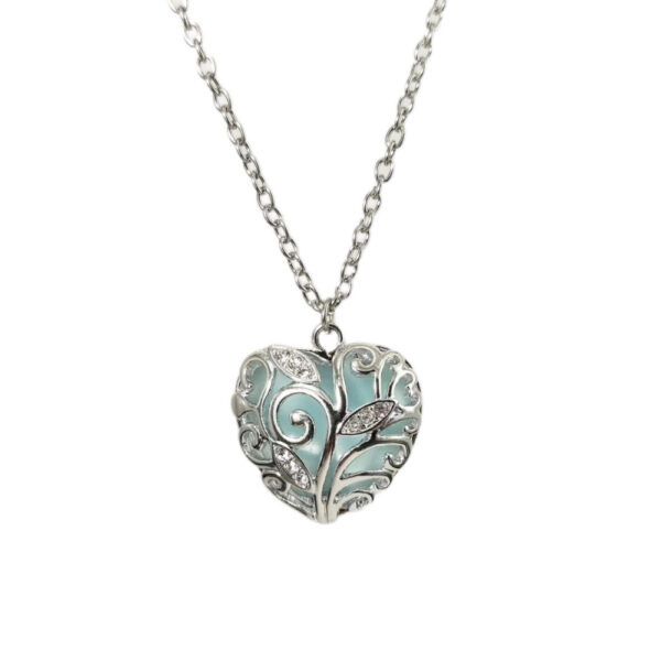 Wholesale Hollow-out Ocean Heart Glowing Necklace
