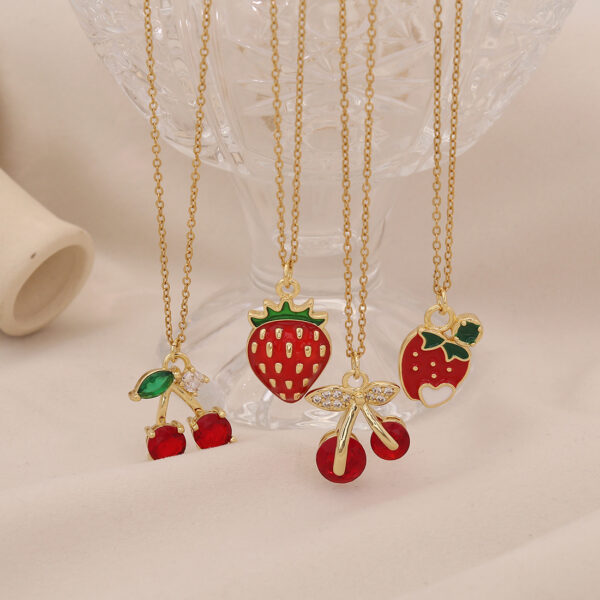 Wholesale Cute Cherry Strawberry Pendant Necklace Clavicle Chain Stainless Steel Necklace