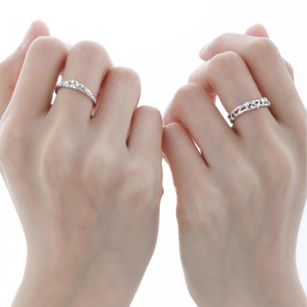 Wholesale Korean Style Ins Textured Star Zircon Couple Rings High-End Light Luxury Niche Design Open Ring for Women