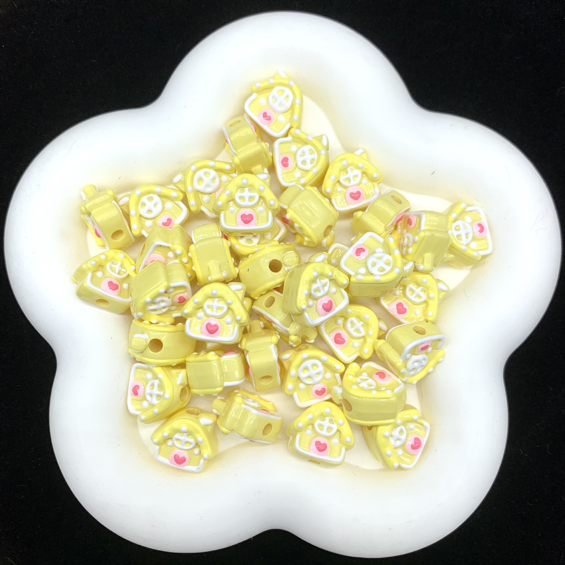 Wholesale Small house heavy oil hand-painted beads loose beads beaded DIY jewelry aessories bracelet mobile phone chain pendant bag hanging cute pen