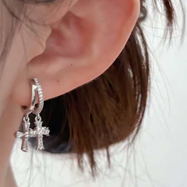 Wholesale Retro Cool Solid Circle Double Cross Earrings