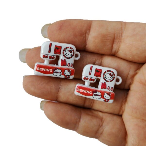 Wholesale 10pcs Three way Paint Cartoon Cat Sewing Machine Acrylic Beads OLY Exclusive