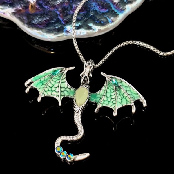 O1CN01Tu2MVd2IVKuvkDPOt_3919529291-0-cib Wholesale Ice agon Zodiac agon Luminous Necklace