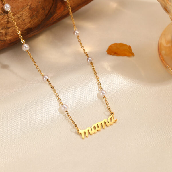Wholesale Mother's Day Letter Mama Necklace Titanium Steel Necklace