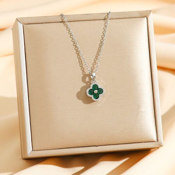Wholesale Full Diamond Zircon Lucky Color Diamond Clover Necklace