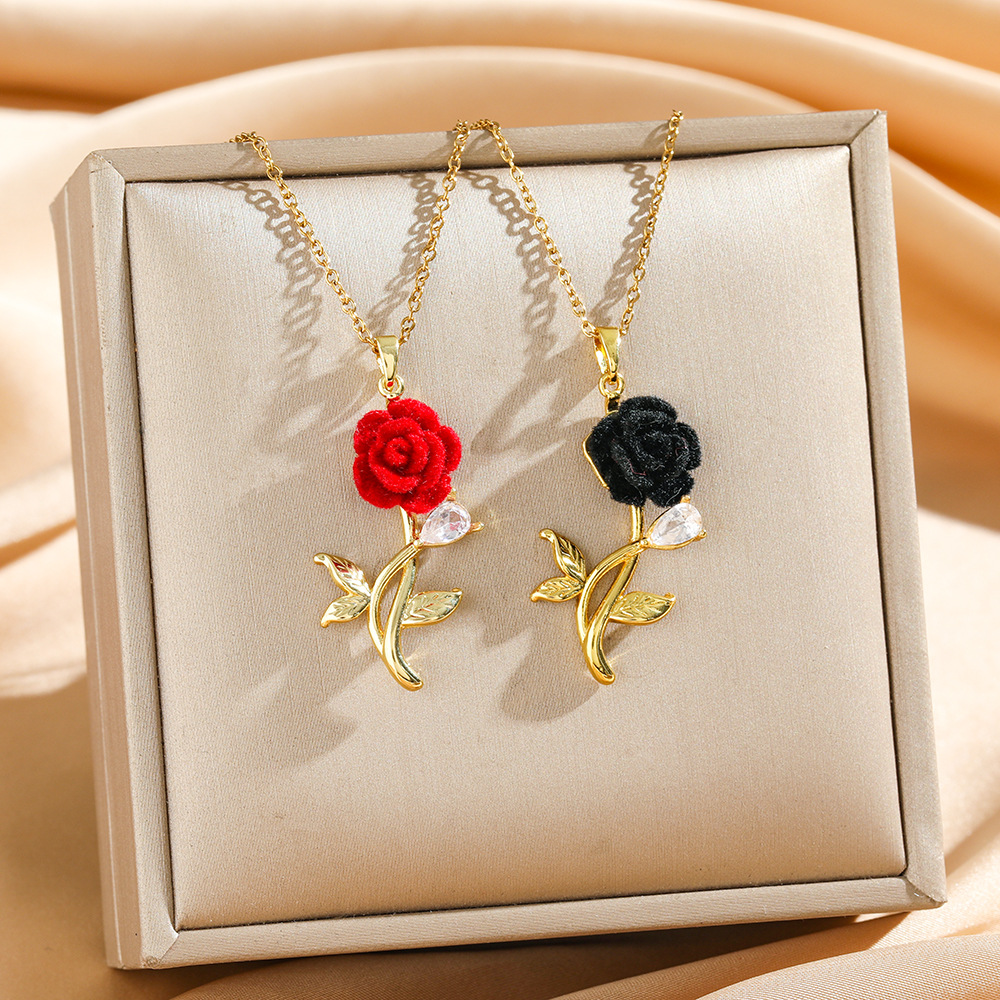 Wholesale Dark Heart Rose Gothic Wrapped Flower Heart-Shaped Clavicle Necklace