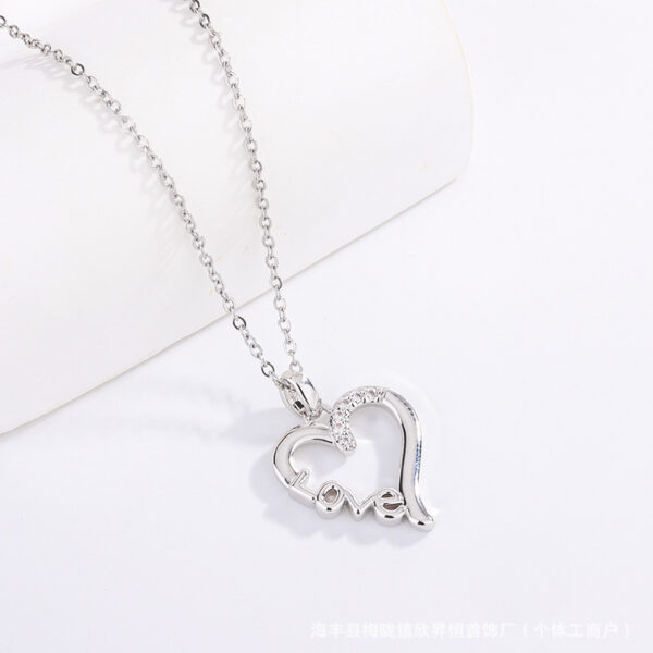Wholesale Heart-Shaped Titanium Steel Necklace
