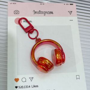 Red plated earphones + door buckle