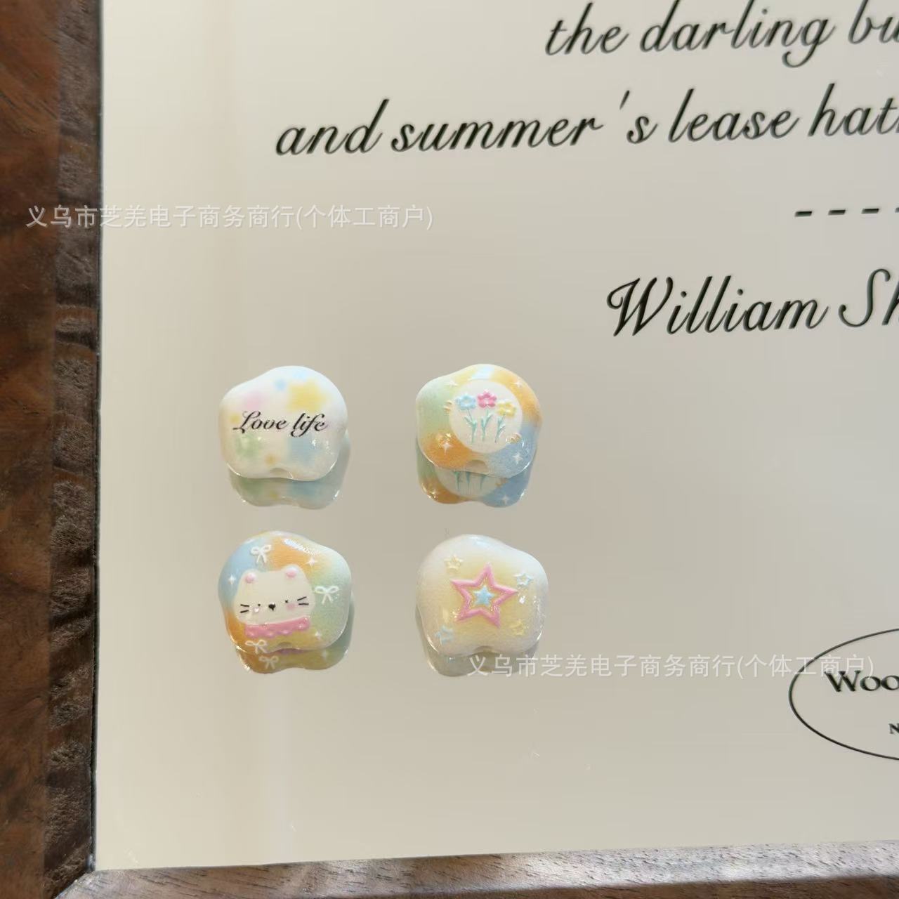 Wholesale Orange Frangipani Embossed Acrylic Beads