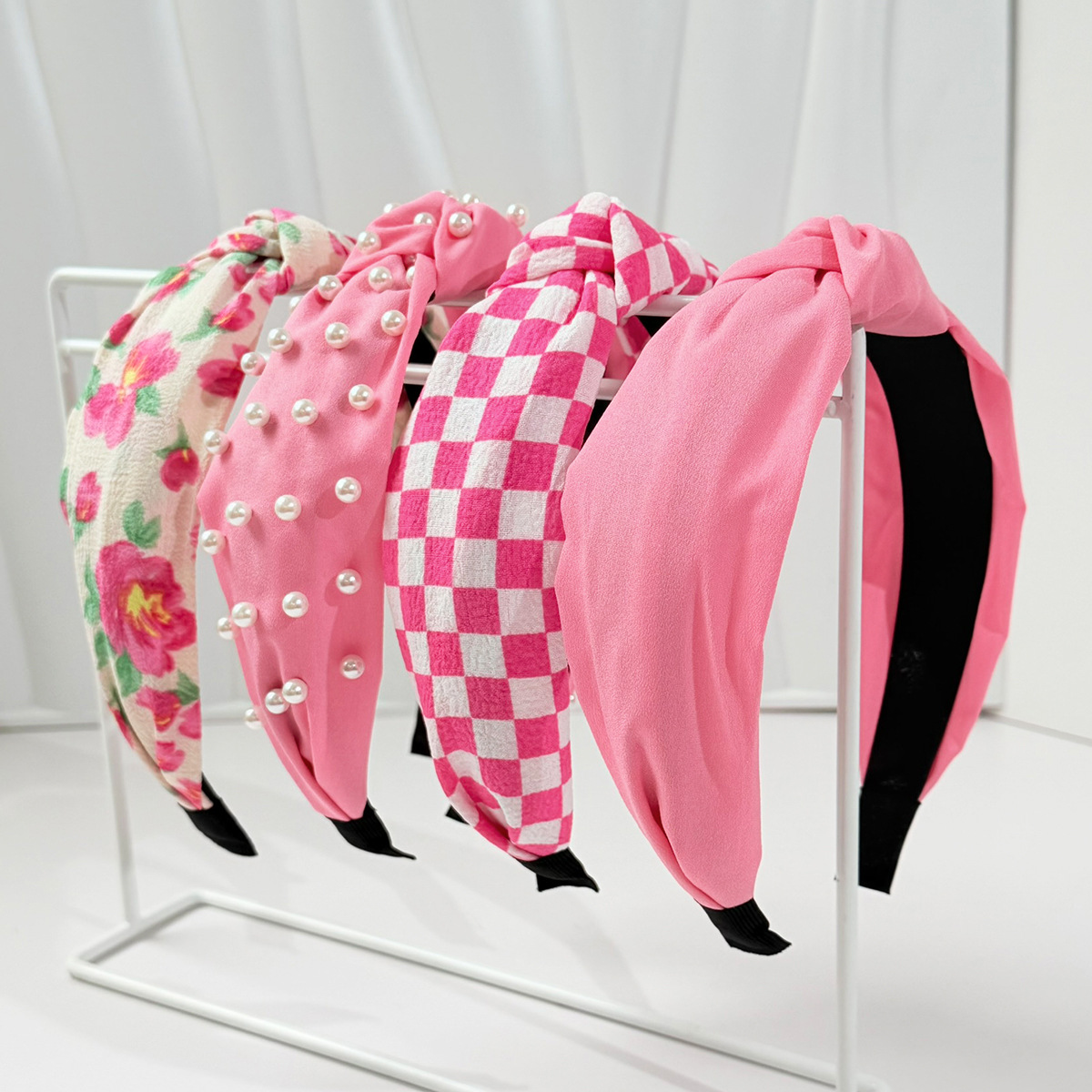 Wholesale Pink pearl checkerboard fabric printed wide edge knotted headband