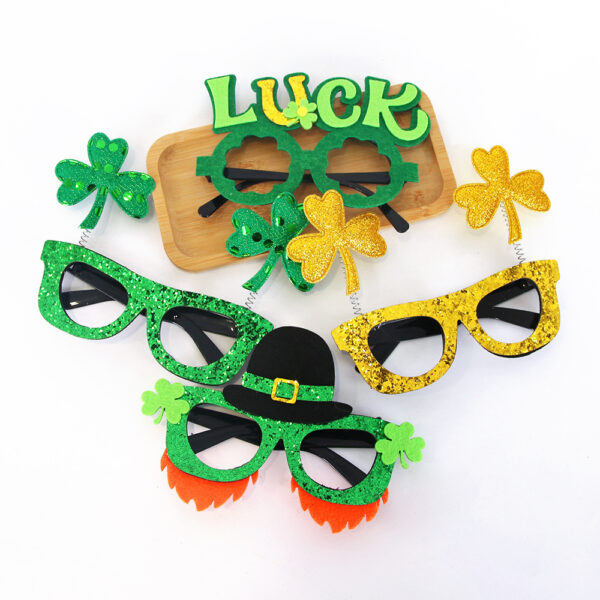 Wholesale St. Patrick's Day golden and green shamrock glasses