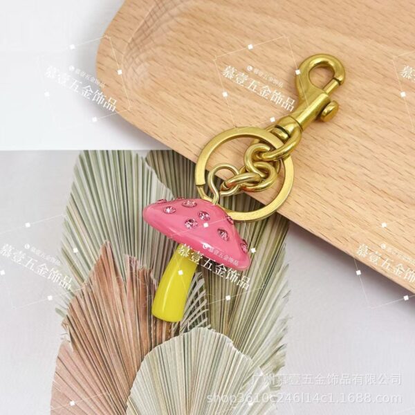 Wholesale Multi colored three-dimensional mushroom keychain