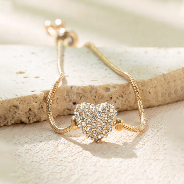 Wholesale Diamond studded heart-shaped pull-out bracelet