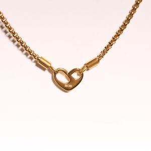 Mom (golden heart)