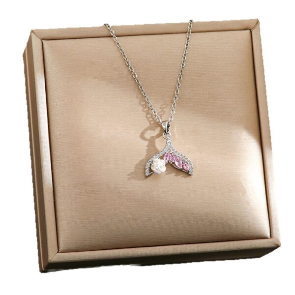Wholesale Silver titanium steel necklace with powder zirconium inlay