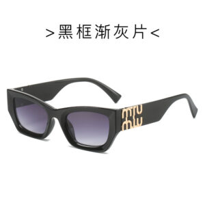 Glossy black frame with gray gradient