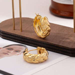 Wholesale Golden diagonal diamond-round hoop earrings