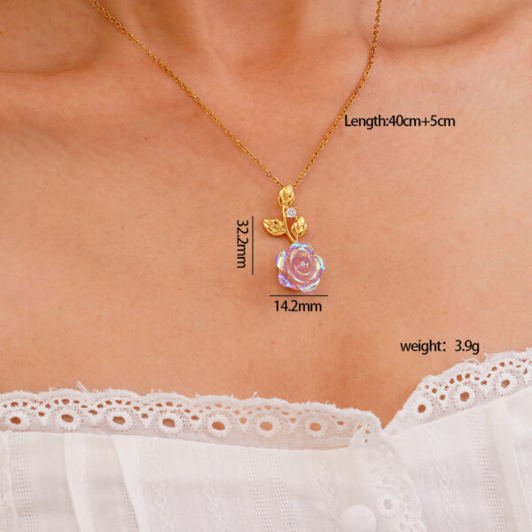 Wholesale Copper inlaid zircon rose crystal flower necklace
